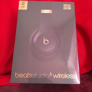 Studio3 Wireless Headphones with W1 chip